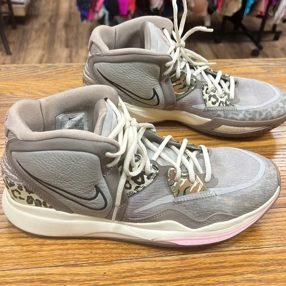 NIKEKyrie Infinity leopard/camo basketball shoes/sneakers